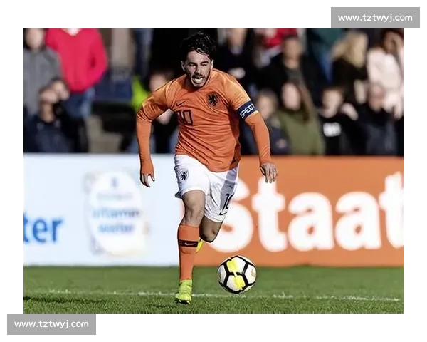 荷甲新星伊哈塔伦引三队追逐 巴塞尔根特萨索洛竞逐荷兰中场